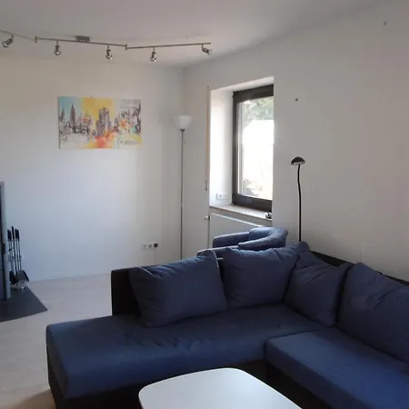 Mit Kamin Terrasse Und Grill In Der Naehe Von Nuernberg Burgthann