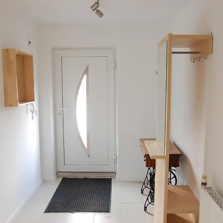 Mit Kamin Terrasse Und Grill In Der Naehe Von Nuernberg Burgthann