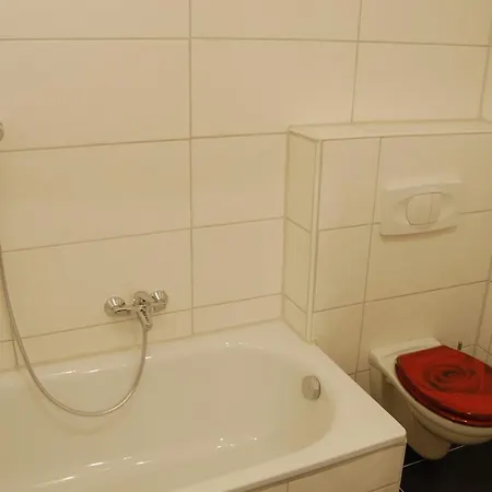 Mit Kamin Terrasse Und Grill In Der Naehe Von Nuernberg